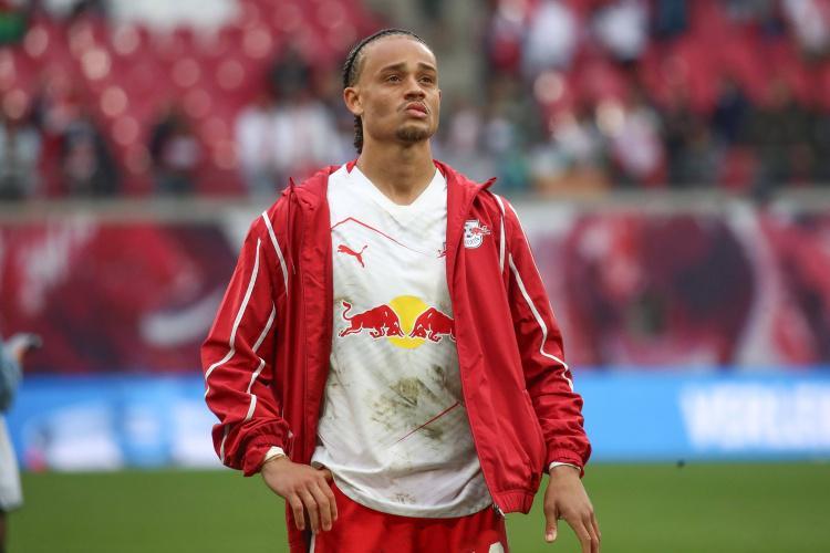 九游娱乐中心-红牛CEO谈西蒙斯：有在谈判，但若没合适报价他就会留队