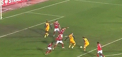 九游正版入口-【欧协杯】亚伯拉罕双响 罗马客场3比2胜升头名出线